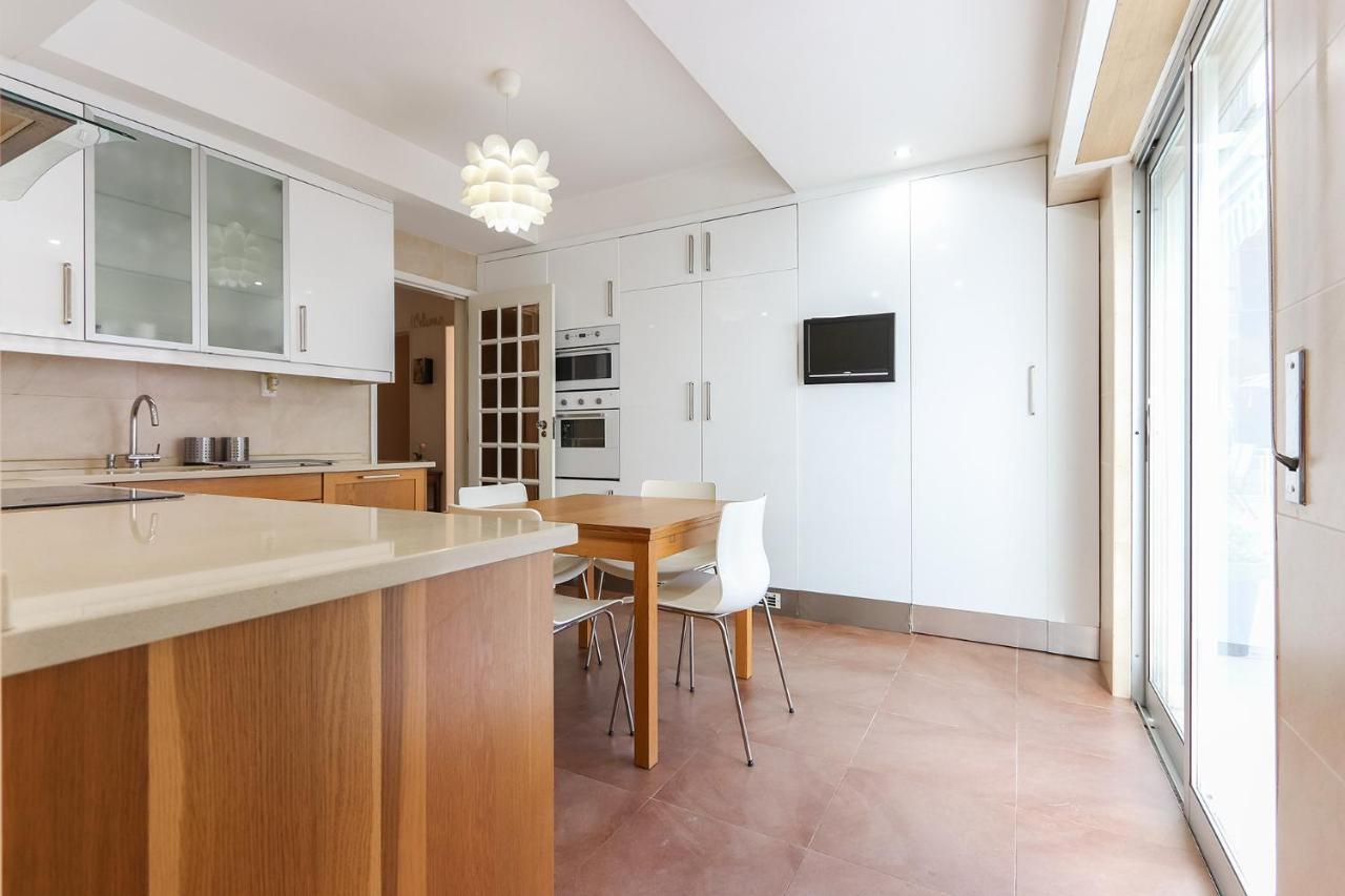 Almirante Terrace By Homing Apartment ลิสบอน ภายนอก รูปภาพ