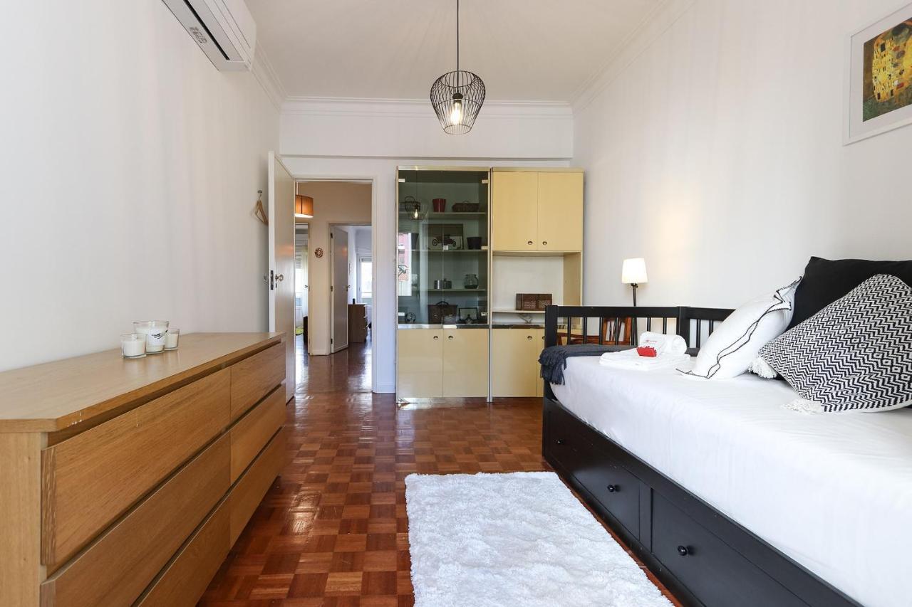 Almirante Terrace By Homing Apartment ลิสบอน ภายนอก รูปภาพ