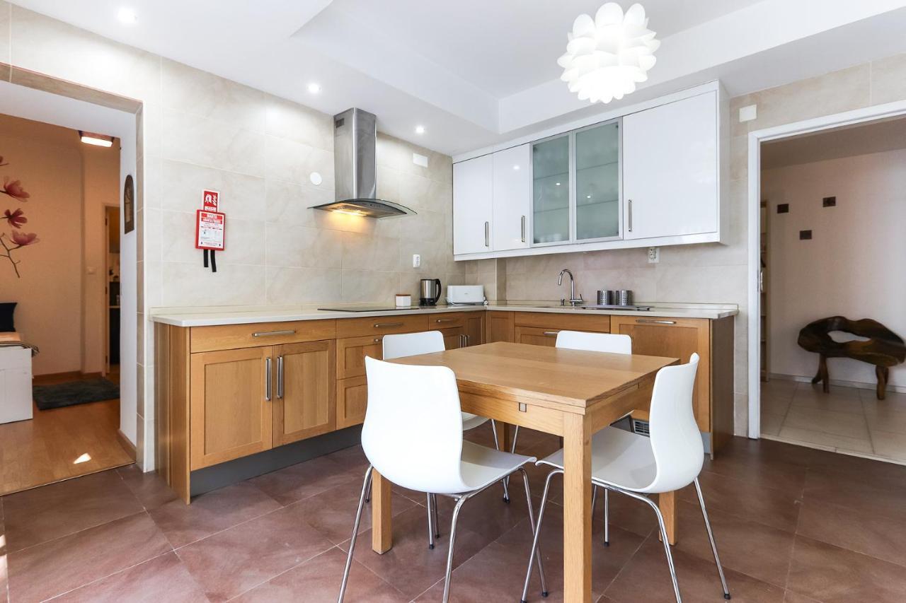 Almirante Terrace By Homing Apartment ลิสบอน ภายนอก รูปภาพ
