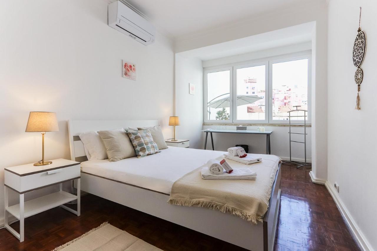 Almirante Terrace By Homing Apartment ลิสบอน ภายนอก รูปภาพ